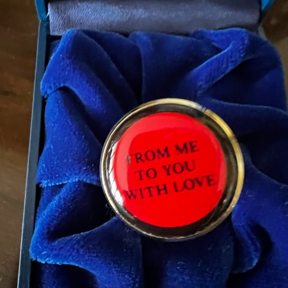 Halcyon Days rare enamel box. I LOVE YOU note. - Picture 2 of 2